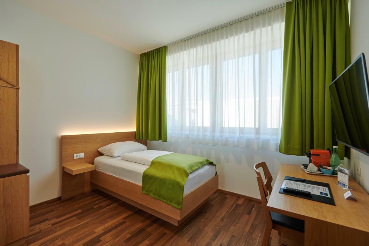 Business Motel Feldkirch Exterior photo